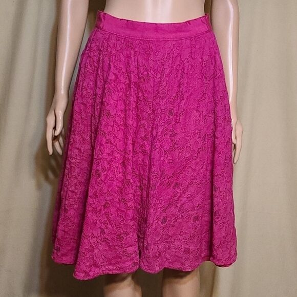Forever 21 Pink high waisted Floral lace skirt - Picture 1 of 5